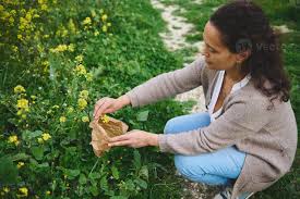 Attraction Curse +27810122467/sangoma spells That Work lmmediately Sandawana oil to keep a lover for sale see a change in their behavior.You will maintain and increase your love like never before. lf your partner has been cheating then you will start to notice a change in their behavior. They