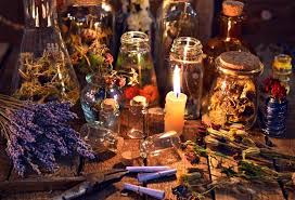 The New Moon is a powerful time for new beginnings, making it the perfect moment to ignite fresh love or rekindle lost passion. With Sangoma New Moon Love Spells, you can tap into this natural energy to attract love, deepen connections, and open your heart to positive romance. Dr. Esatu, a skilled and experienced sangoma, uses sacred New Moon rituals combined with traditional African magic to manifest your deepest desires in love and relationships.